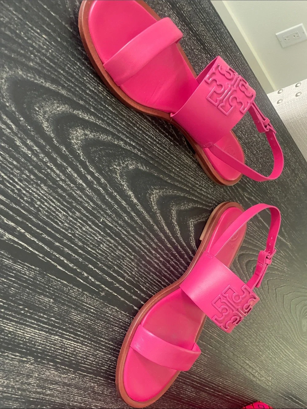 Tory Burch Hot Pink Leather Logo Slingback Sandals with box